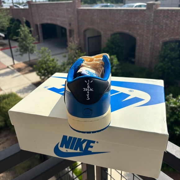 Travis Scott 1s low fragment